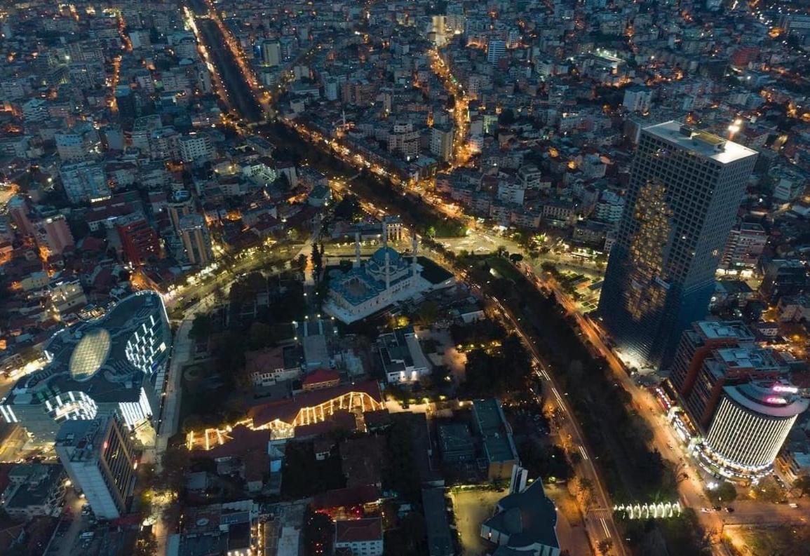 Sun Tower-Center Of Tirana Appartement Buitenkant foto
