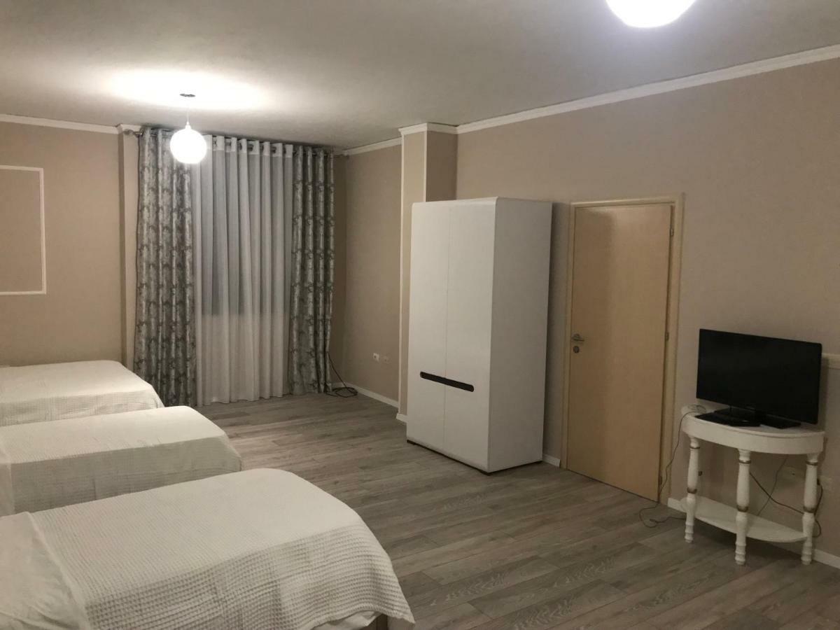 Sun Tower-Center Of Tirana Appartement Buitenkant foto